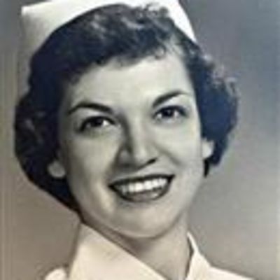 Loretta  Carr
