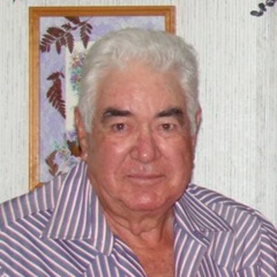 Julian  Manzanares