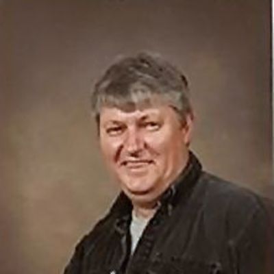 Lloyd  Gearin