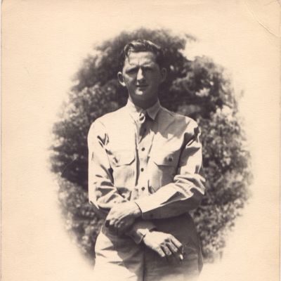 Lewis  Coats