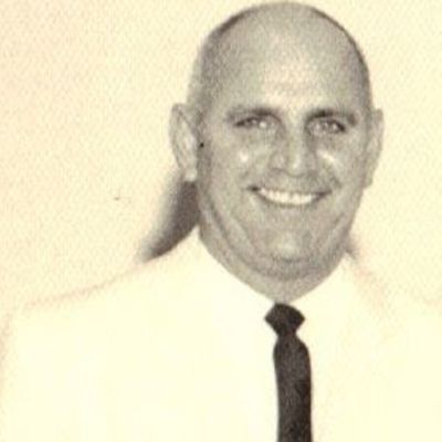 Howard  Dollar