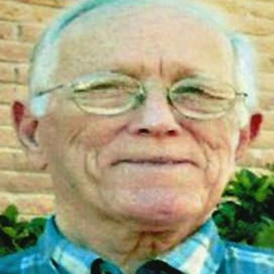 Milton  Carleston