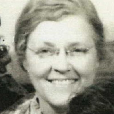 Elizabeth  Harmon