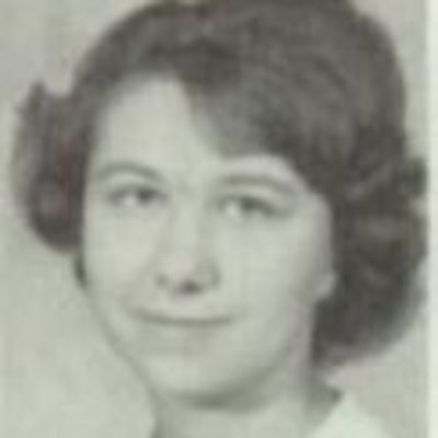 Lois  Smead