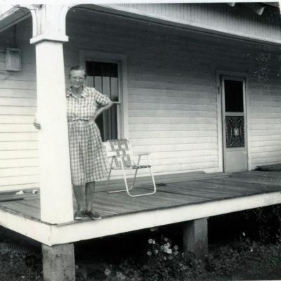 Lola  Willard
