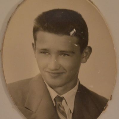 Ralph  Henderson