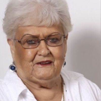 Mary  Smith