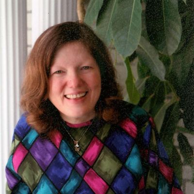 Donna  Schafer
