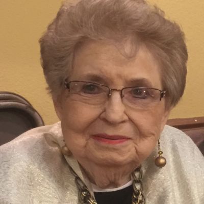 Doris  Aust