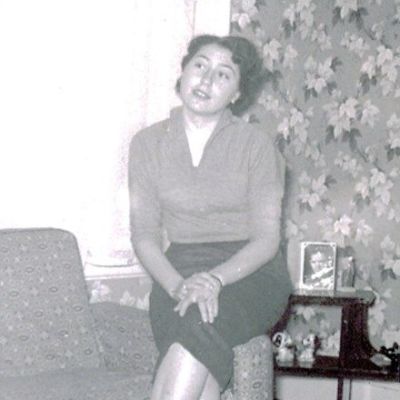 Joyce  Cowan
