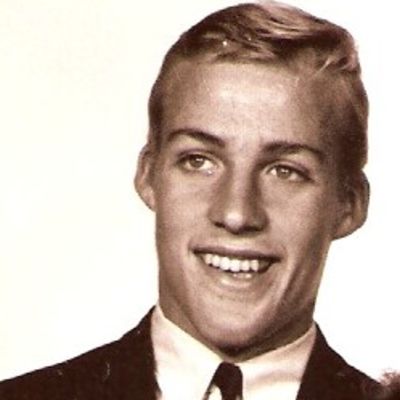 Bruce  Sage