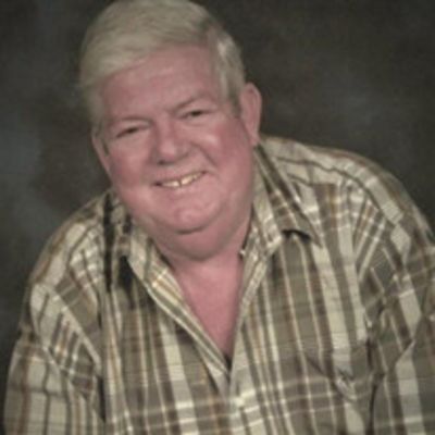 Gary  Holley