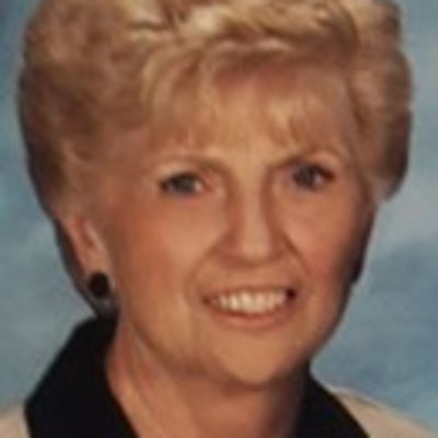 Faye  Hinderhofer