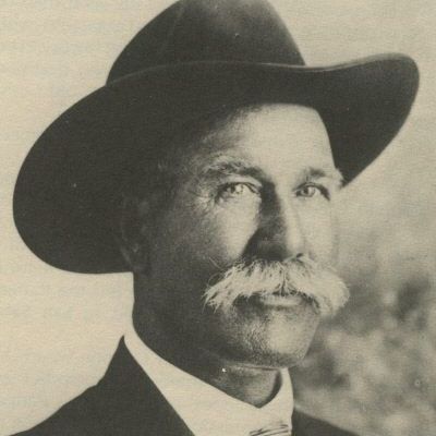 Henry  Winslow