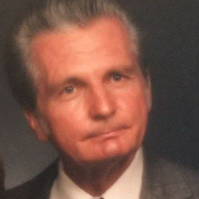 Dewey  Riopel