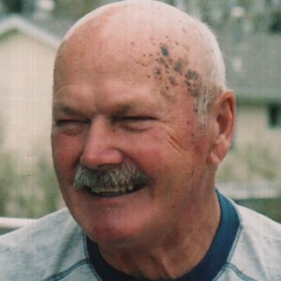 Eugene  Arnold
