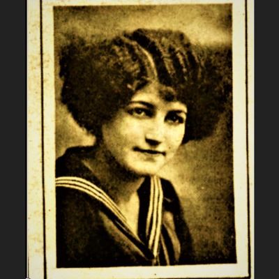 Gladys  McLaughlin
