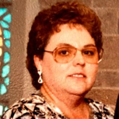 Deanna  Flori