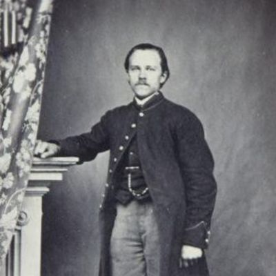 Peter  Jacobson