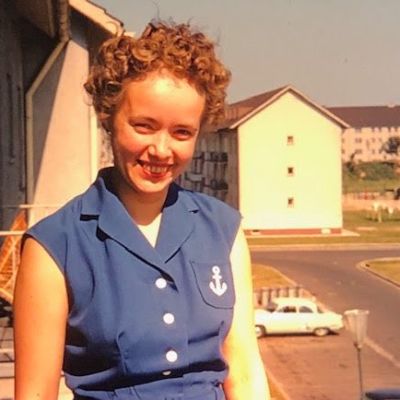 Eva  Barlog-Donlon